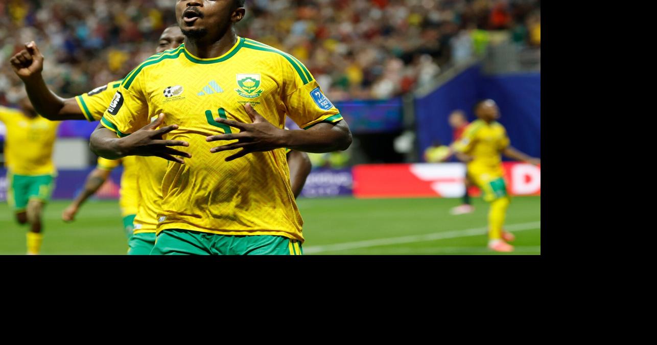 South Africa keeps World Cup hopes alive with draw against Czech Republic