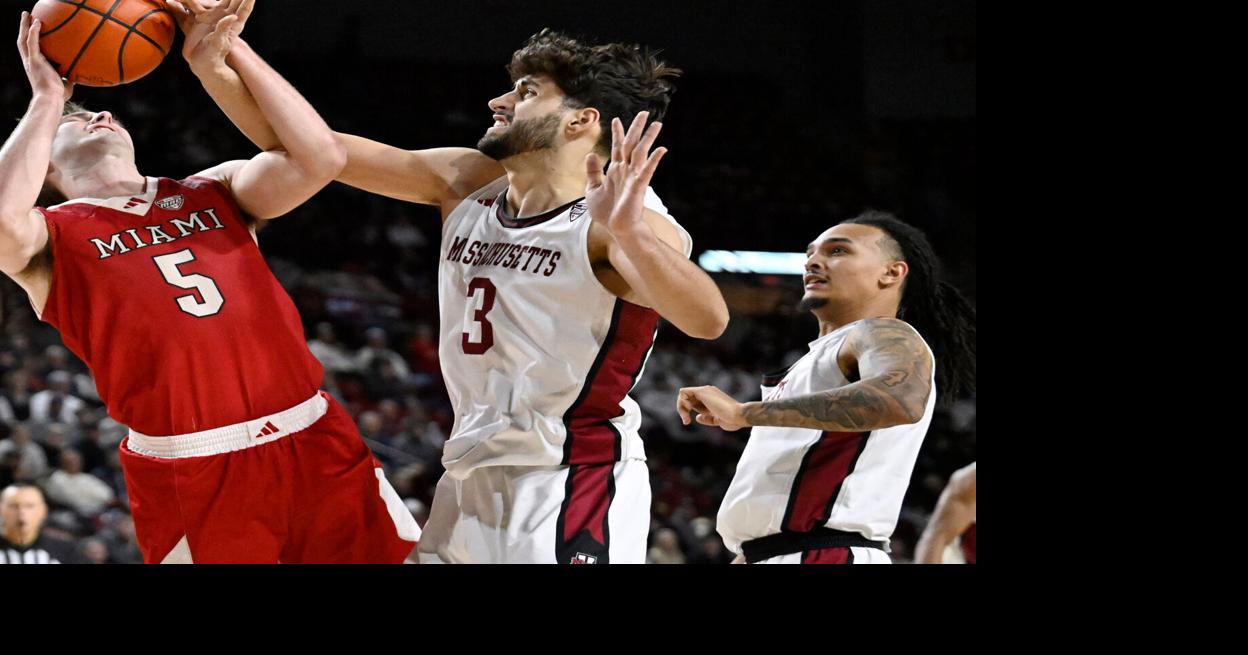 Miami of Ohio coach Steele on Redhawks' 26-game winning streak: 'Enjoy the ride'