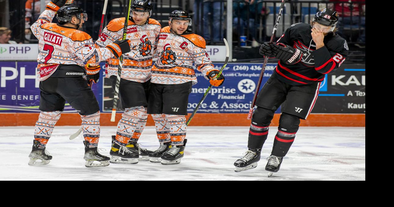 Komets shrug off injuries, officiating and Indy Fuel, win 5th straight