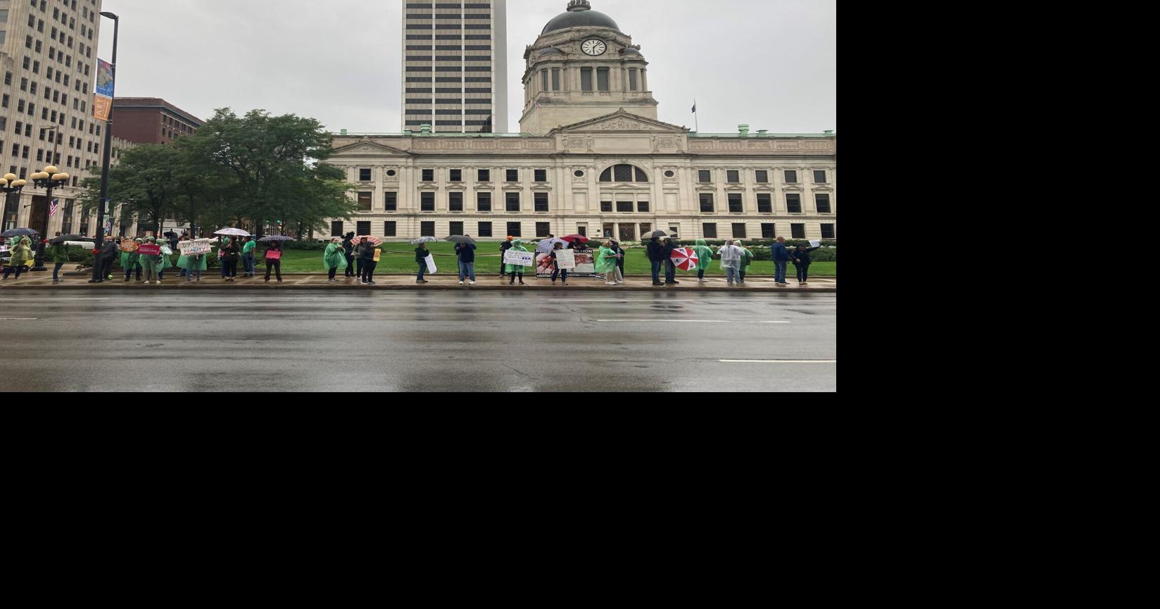 Judge hears arguments over Indiana abortion ban | Indiana ...