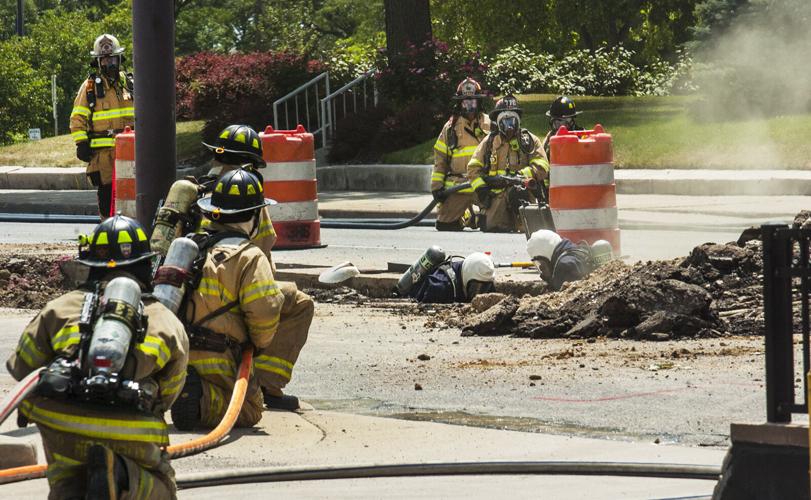 Gas break causes lane closures downtown Local