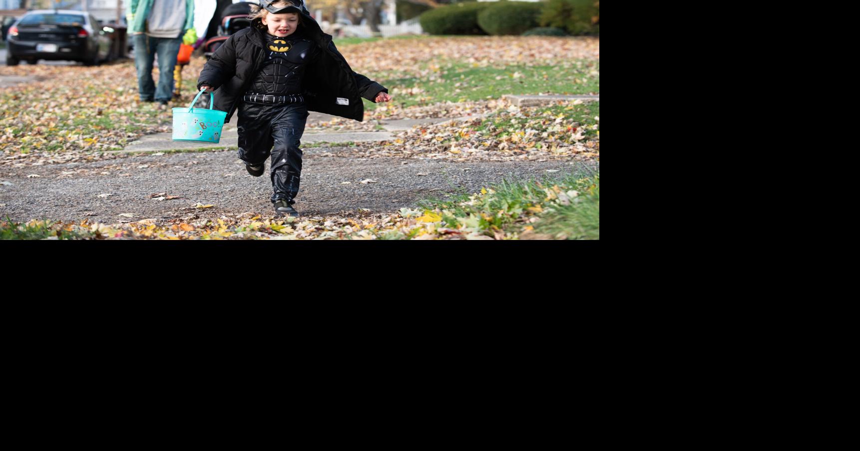 Trick or treating in Wabash Local