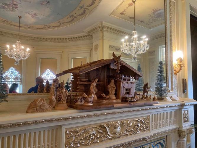 University of Saint Francis gives tours of Brookside mansion, more than