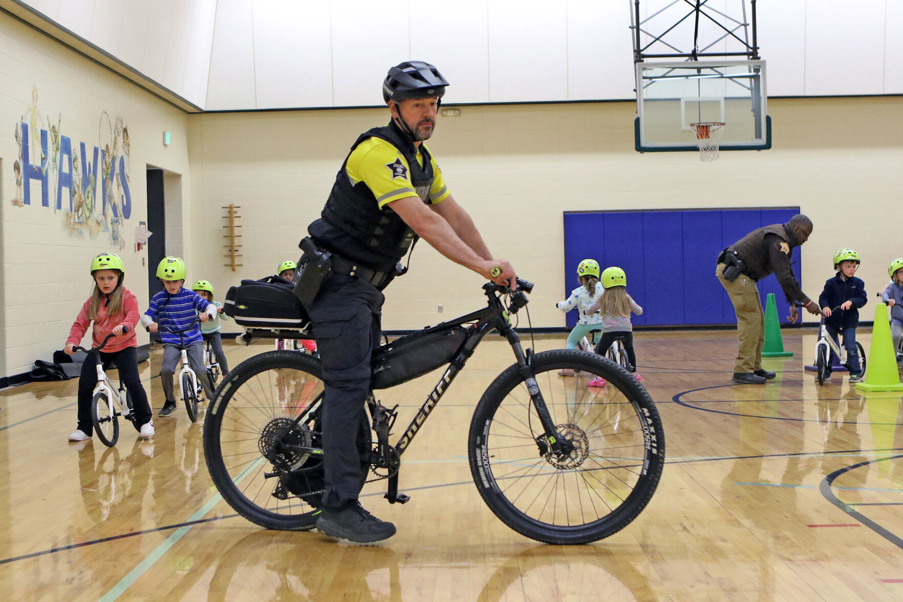 School Resource Officers Offer More Than Policing For Local Schools ...