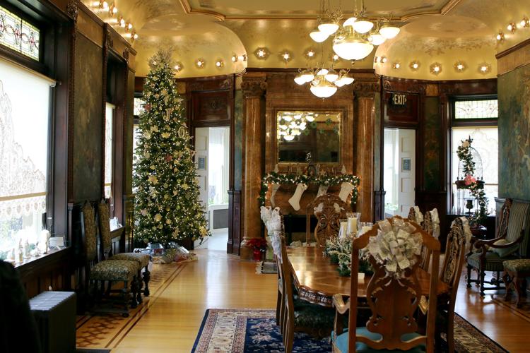 Saint Francis Brookside Mansion Christmas Tour 2024 Doti Kendra