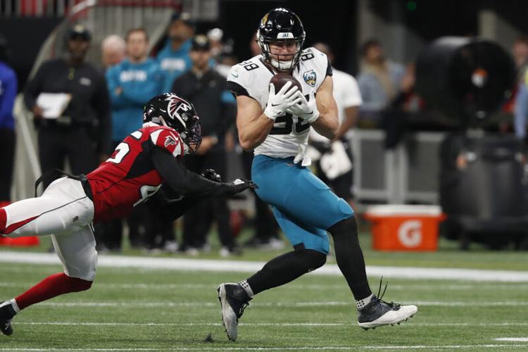 Falcons score 2 early touchdowns, beat woeful Jaguars 2412 NFL