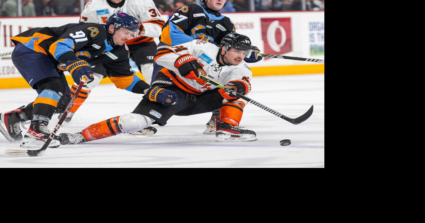 Komets continue to take their lumps, squander 3goal lead and lose to