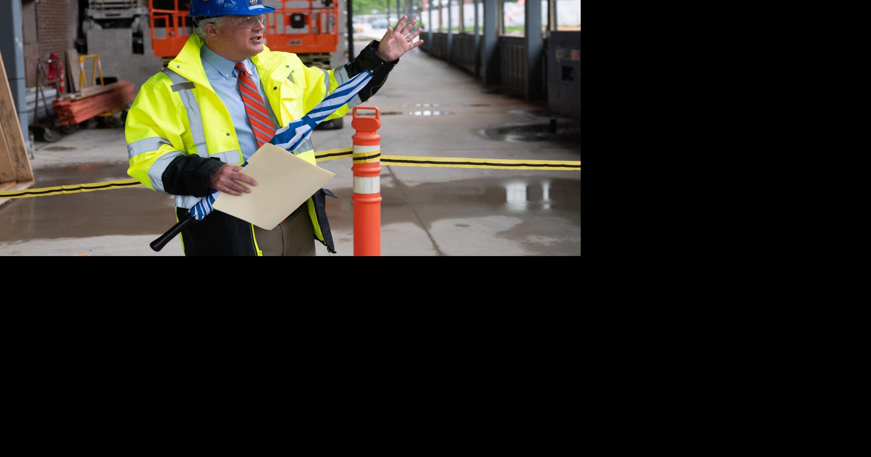 Arts United CEO set to retire after more than 40 years in Fort Wayne arts scene