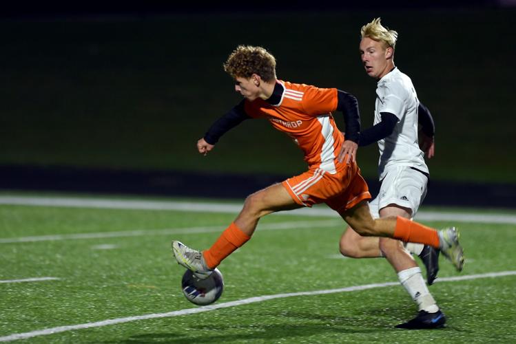 Northrop beats Bishop Dwenger to claim SAC boys soccer title High
