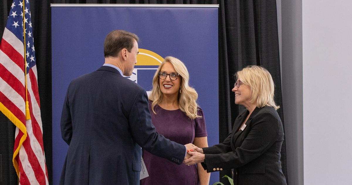 Indiana, faith-based colleges create credential for high schoolers