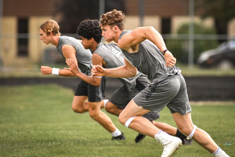 Rod Woodson hosts high school football camp Sports