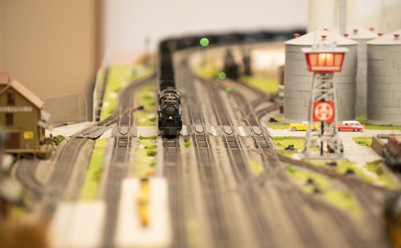 Model Library Train Choo-choo: Model train lovers attend Monroeville library branch event ...