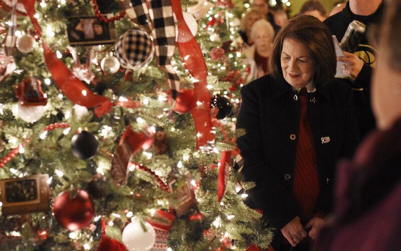 2023 schedule of Christmas traditions for Fort Wayne Entertainment