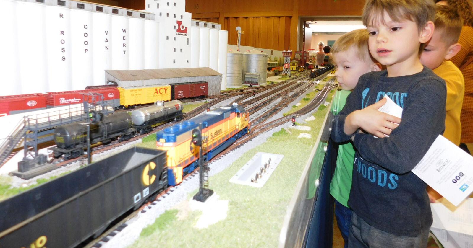 Fort Wayne railroad event picks up steam - Vimarsana News