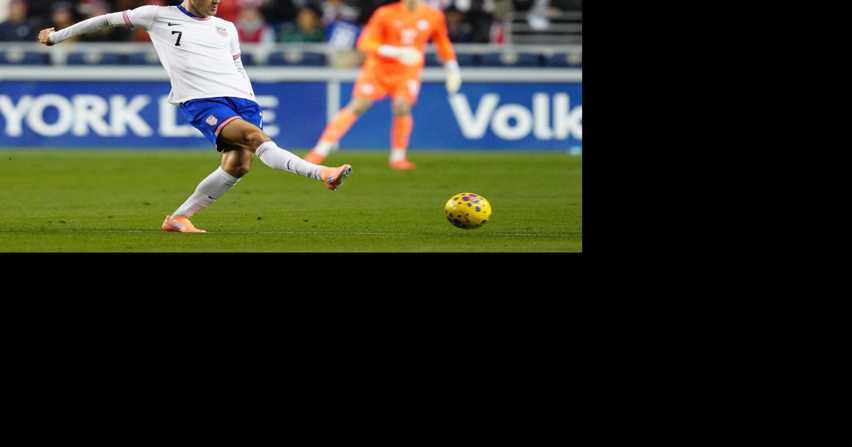 Reyna scores as US beats Paraguay