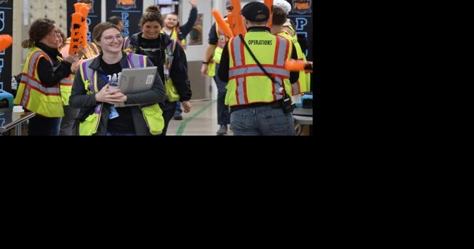 Amazon celebrates official opening of fulfillment center - Vimarsana News
