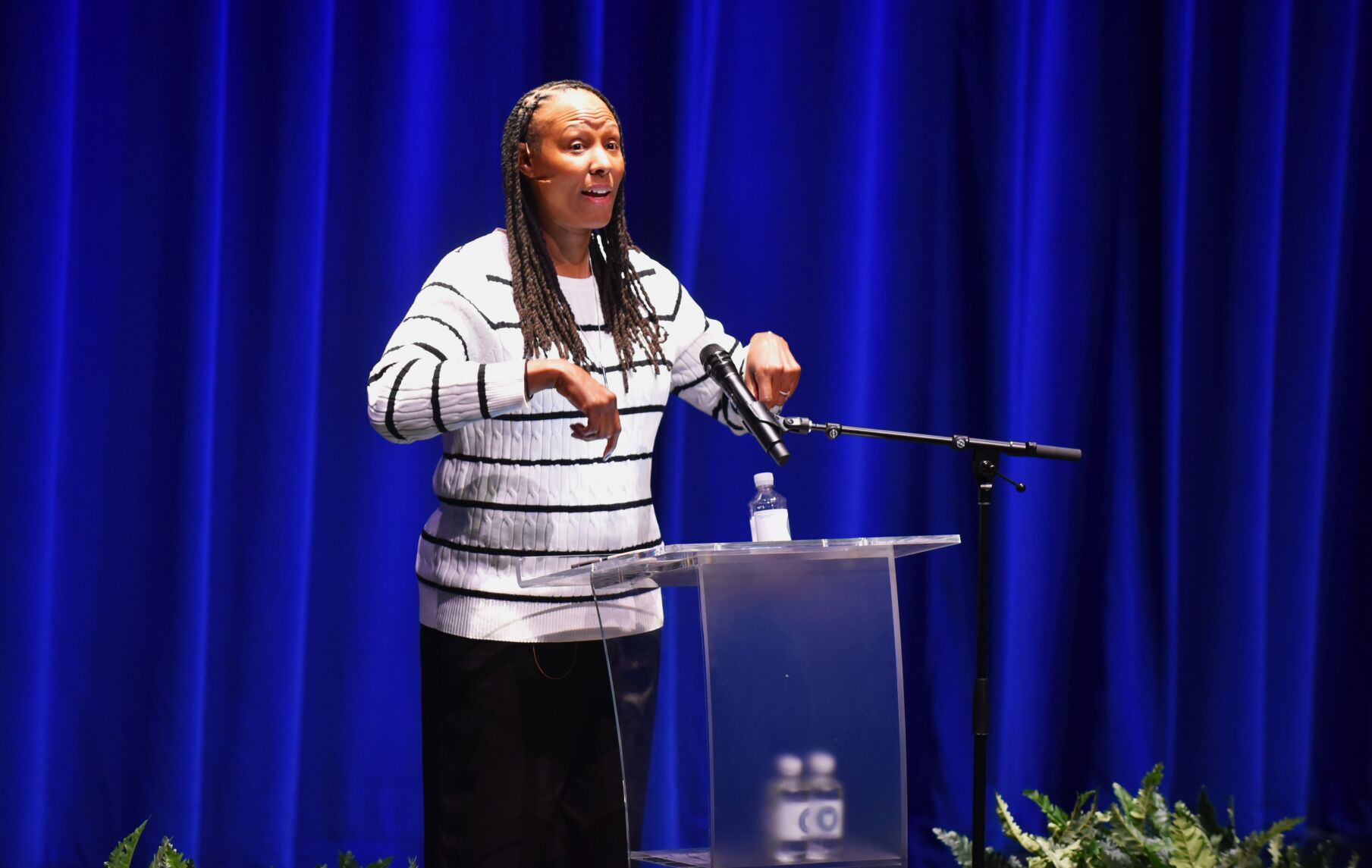 Chamique Holdsclaw discusses HOF career, mental health struggles as ...
