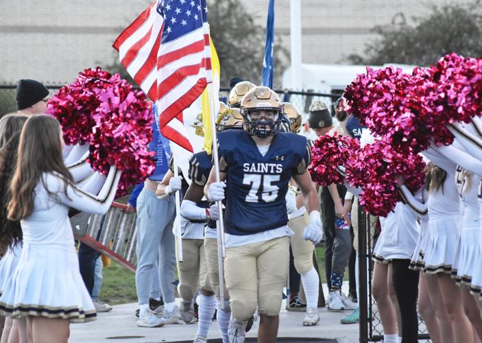 Friday gallery: Snider vs Bishop Dwenger at Shields Field Photo