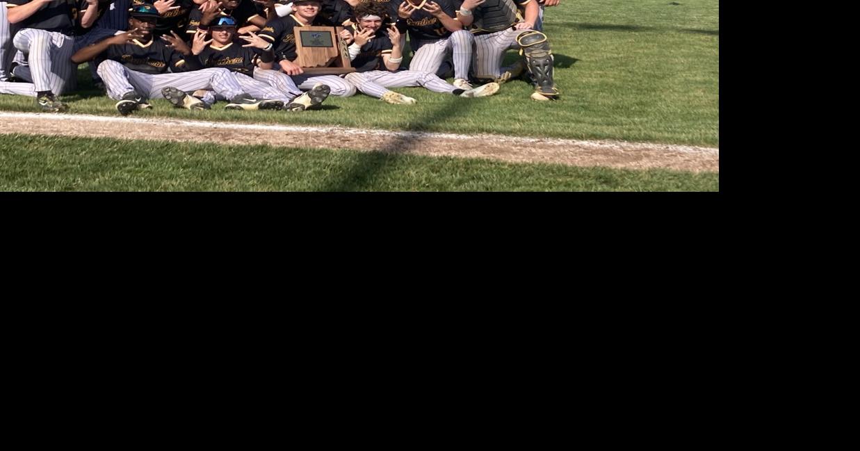 Snider pulls ahead in extras for second-straight regional title; big 3rd inning lifts Blackhawk Christian over Caston
