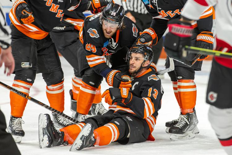 Komets' 202324 schedule unveiled Begins Oct. 20 at Indianapolis, 1st