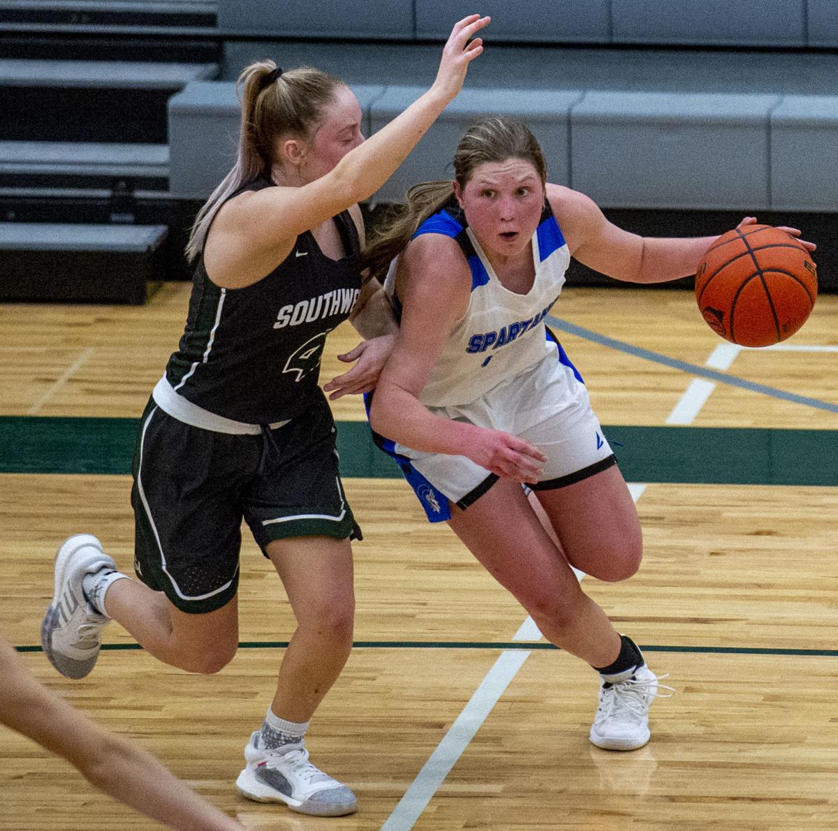 Hac Girls Hoops Pressed Into Action Defense Sparks No 3 East
