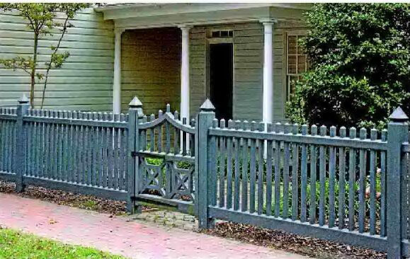 Give your fence a facelift with a staining project