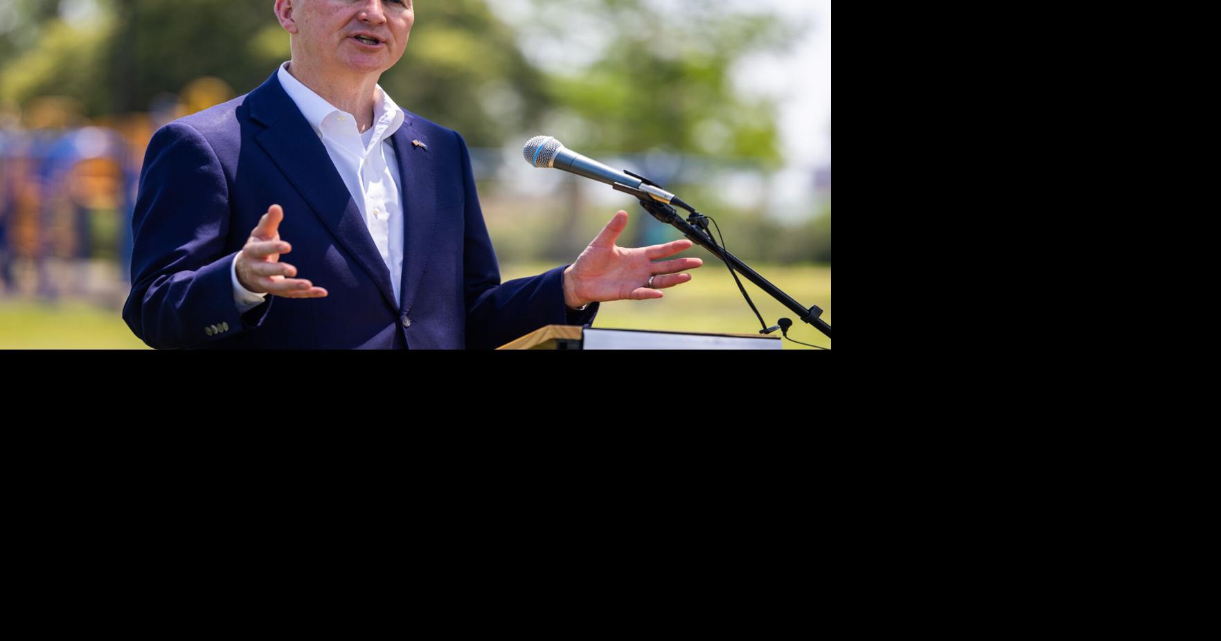 Image for Ricketts says Congress must address 'birth tourism'