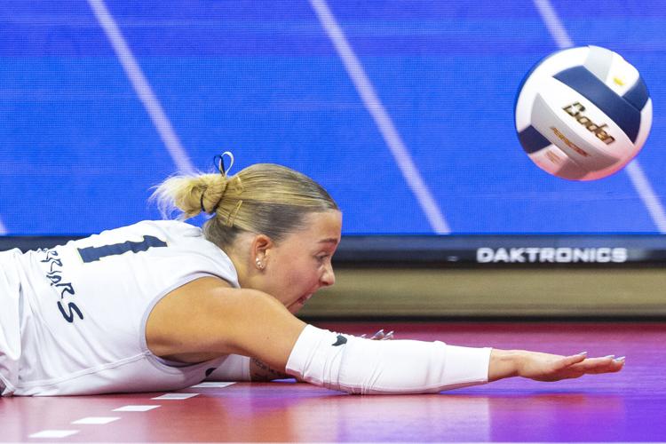 Lincoln Lutheran vs Thayer Central VB, 11.9