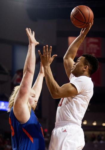 University of Mary at Nebraska, 11/15/16 (Indiana advance)