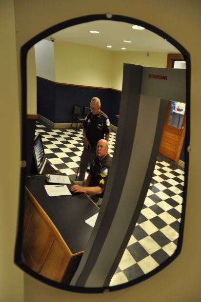 Visitors notice Gage County s courthouse security