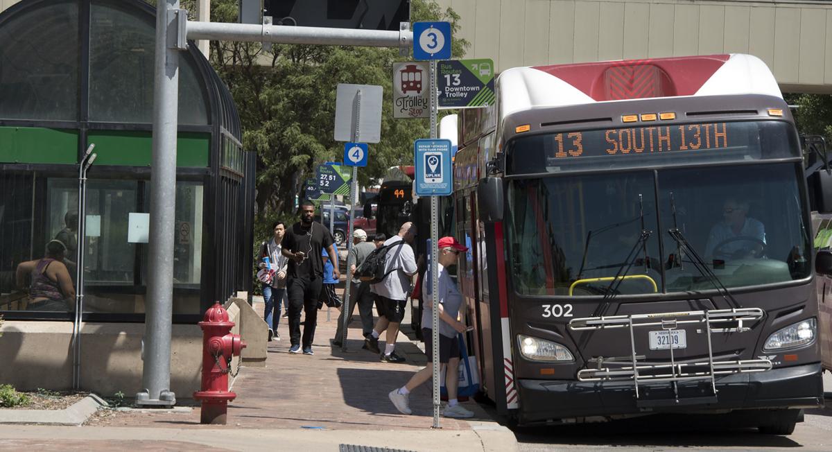 11 and N Street bus stop