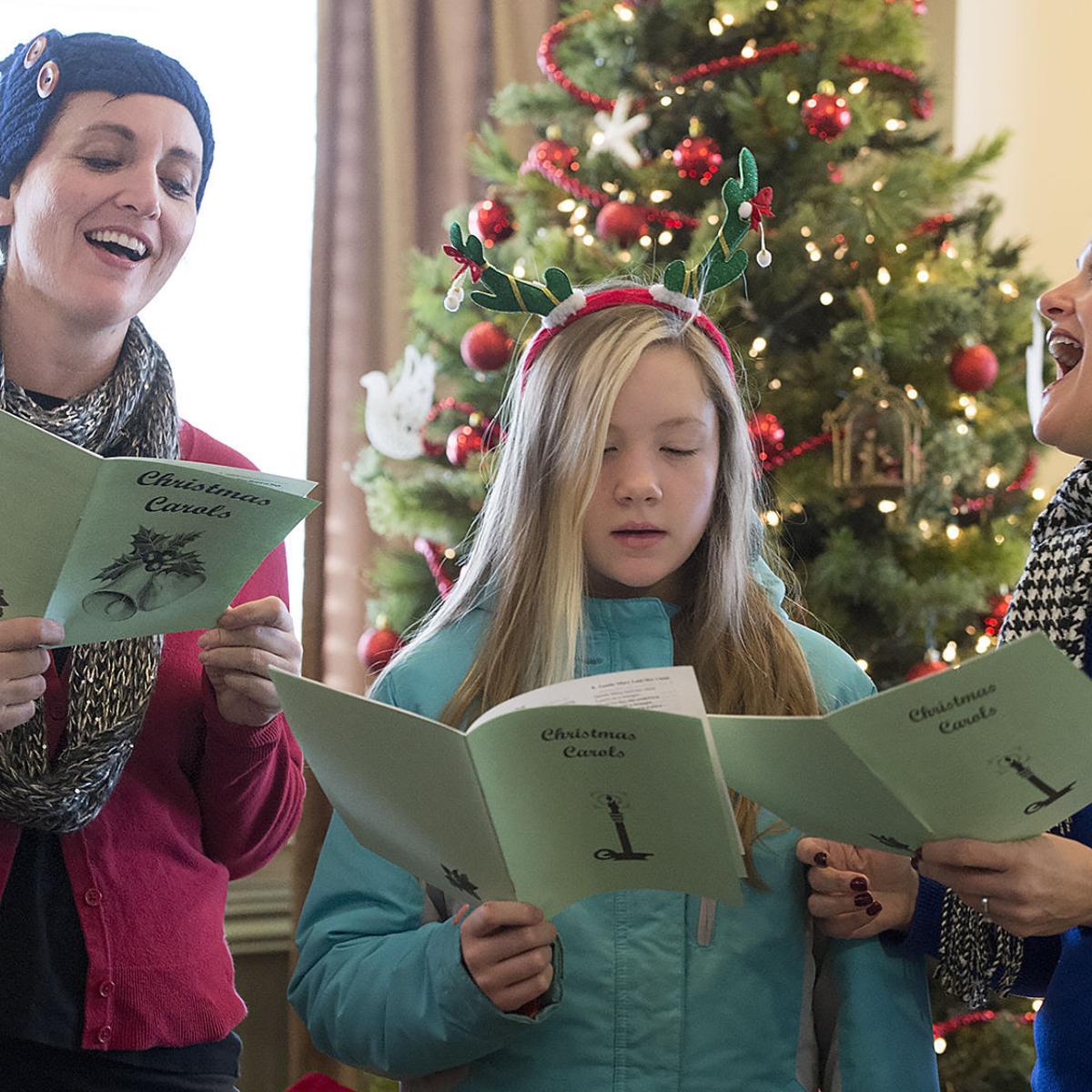 Carolers Bring Joy To The Elderly With Song Comfort Local