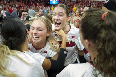 Wisconsin vs. Nebraska, 10.21