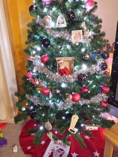 Photos: Great ideas for your Elf on the Shelf | Photo galleries ...