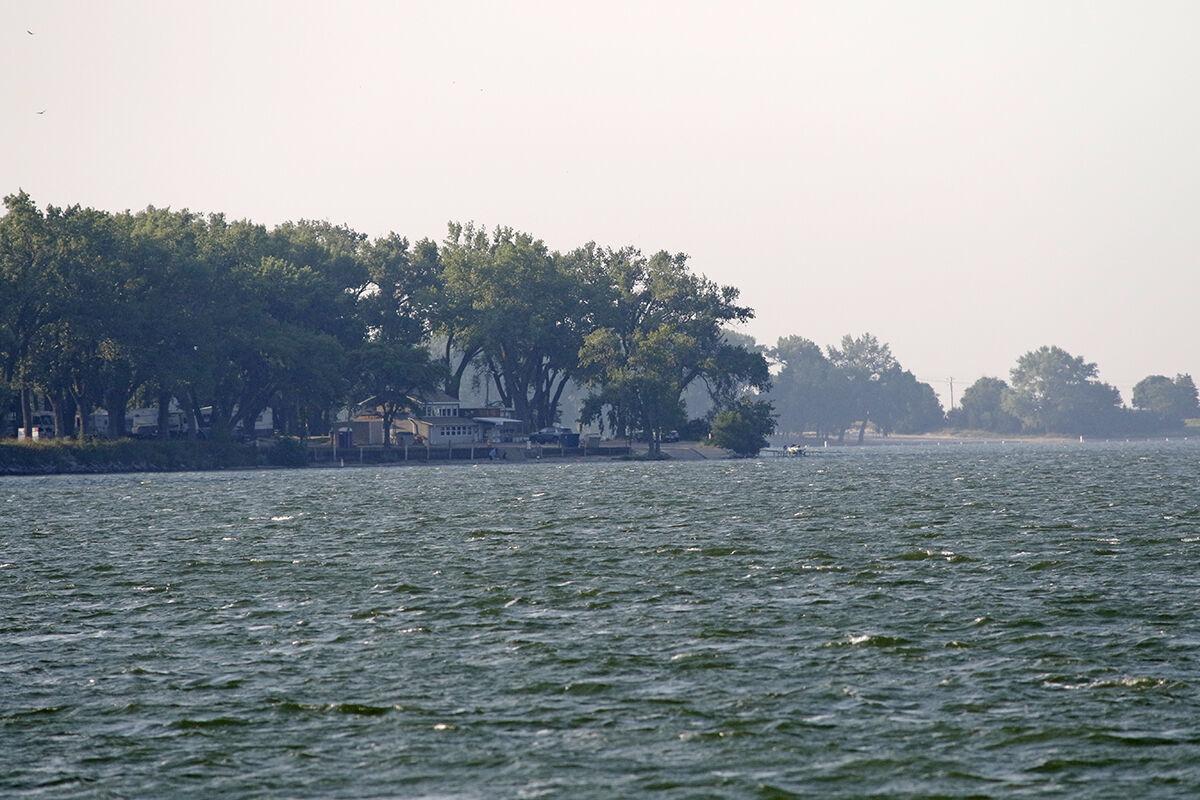 Texas teens escape lightning hit on lake in video