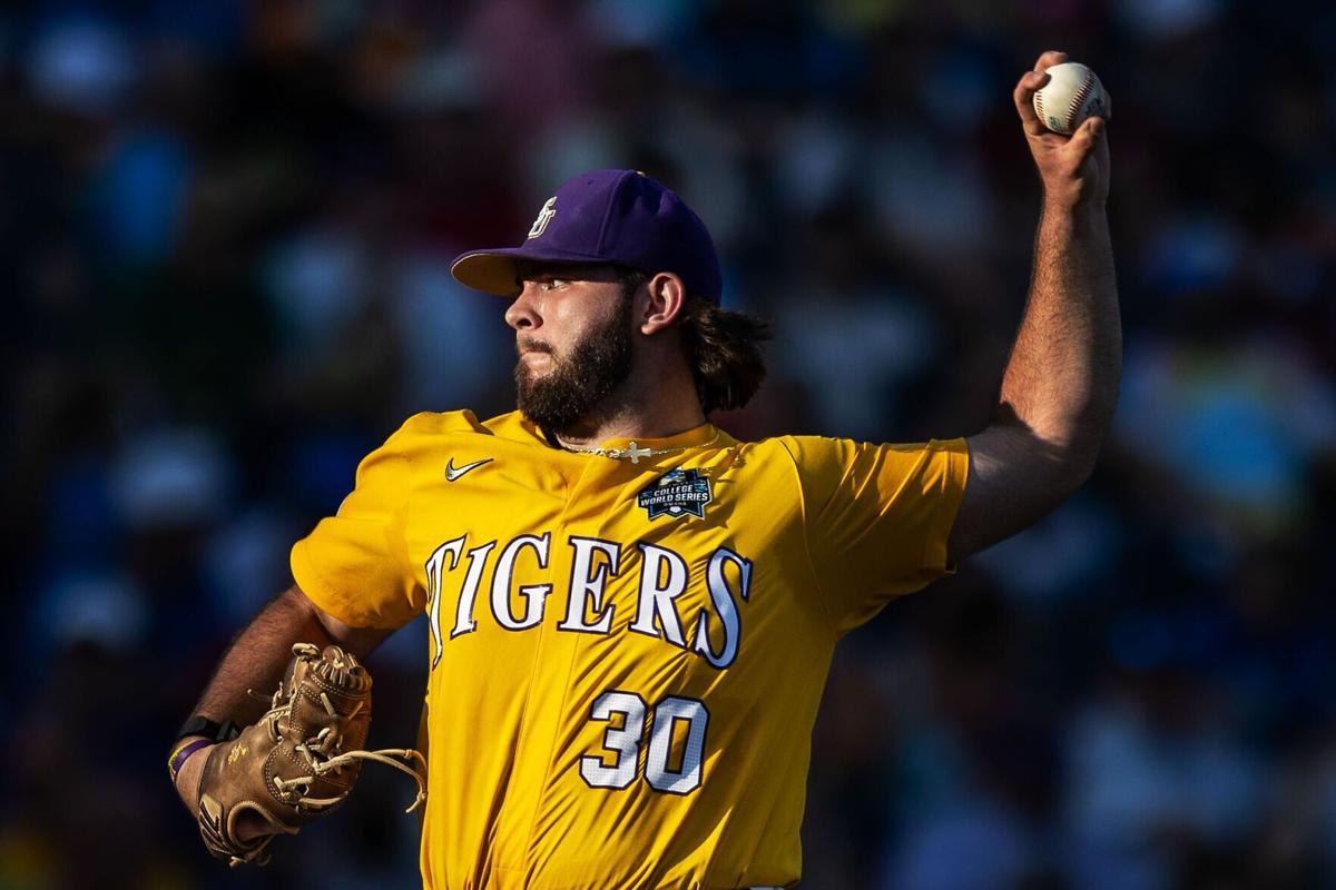 Is it legal for Vanderbilt baseball to use wristbands to call pitches?