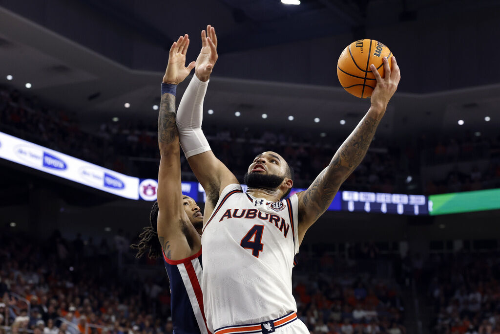 Johni Broome, Auburn basketball, Feb 26 2025