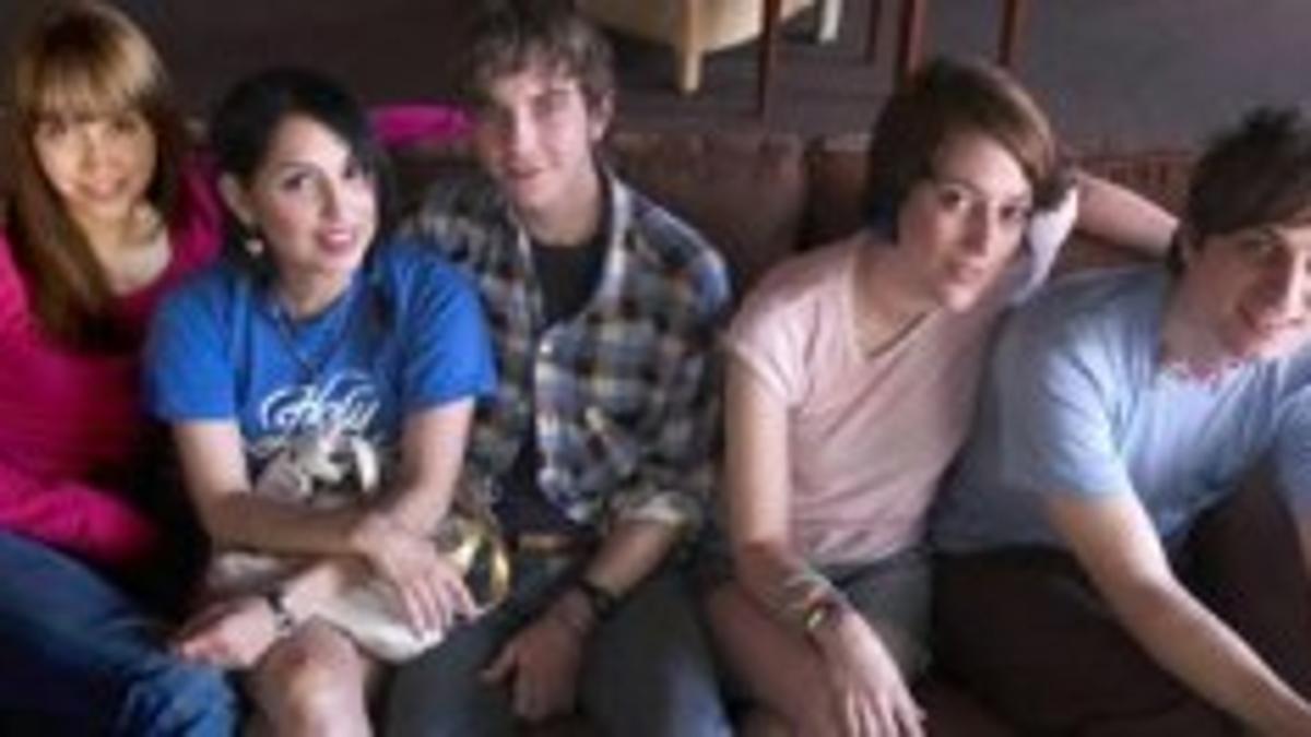 Tilly And The Wall Goes National Entertainment Journalstar Com Tilly And The Wall Goes National Entertainment Journalstar Com