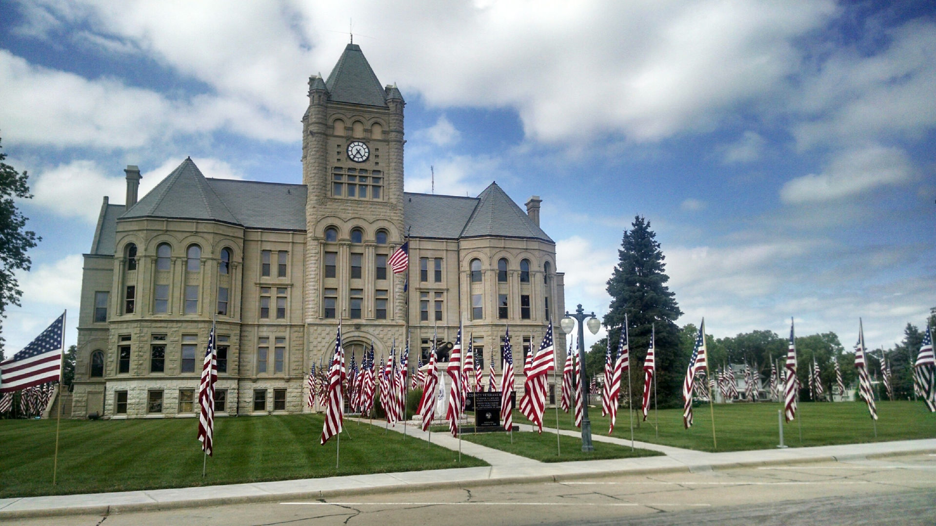 Judge rules against Gage County in second insurance suit