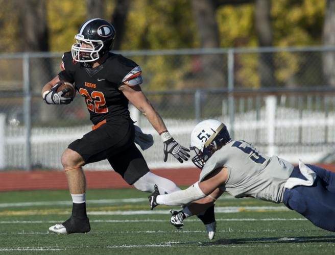 NAIA football Eastern Oregon scores more big plays to oust Doane