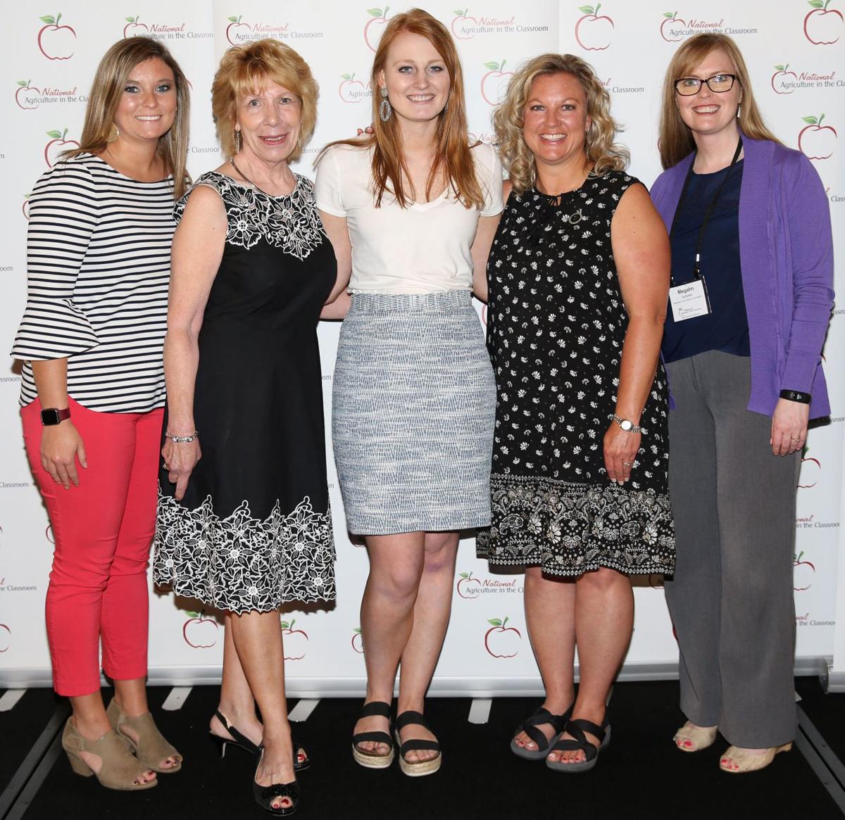 Brooke, Carolyn, Courtney, Abbey, Megahn at NAITC