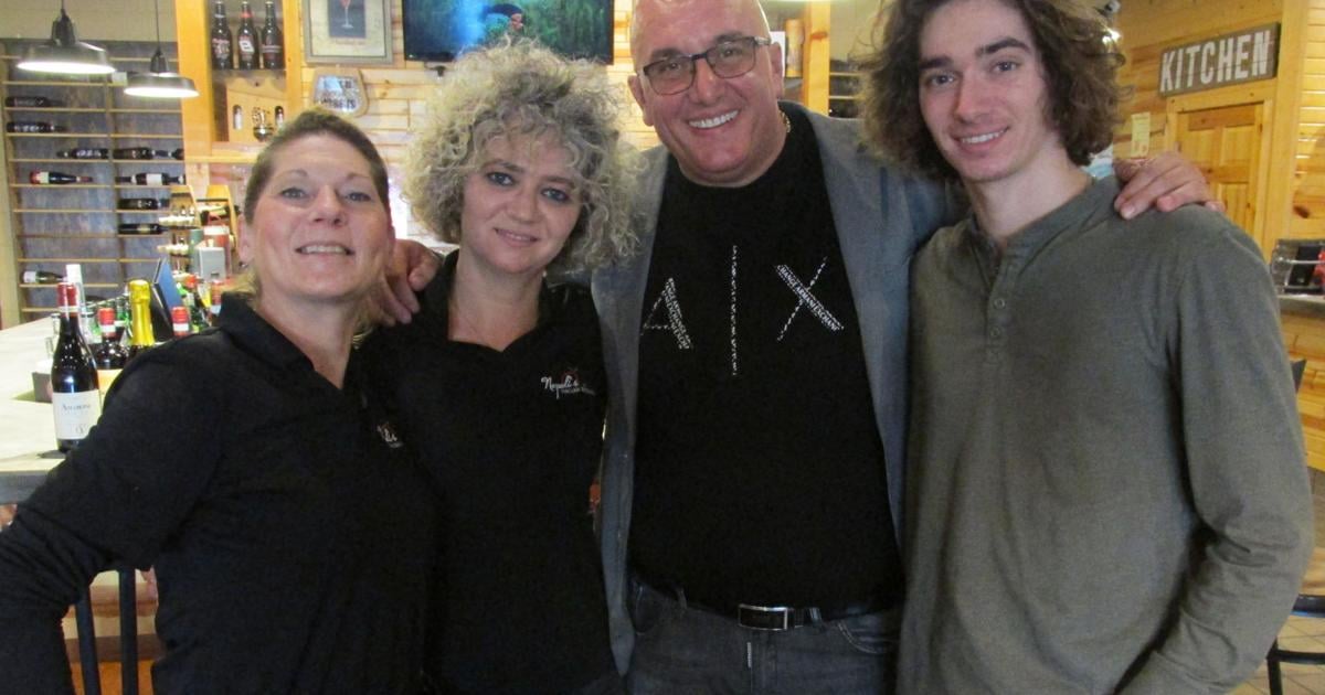 Napoli’s offers fine dining ambience, Italian food and wine choices at south Lincoln location | L Magazine Napoli’s offers fine dining ambience, Italian food and wine choices at south Lincoln location | L Magazine