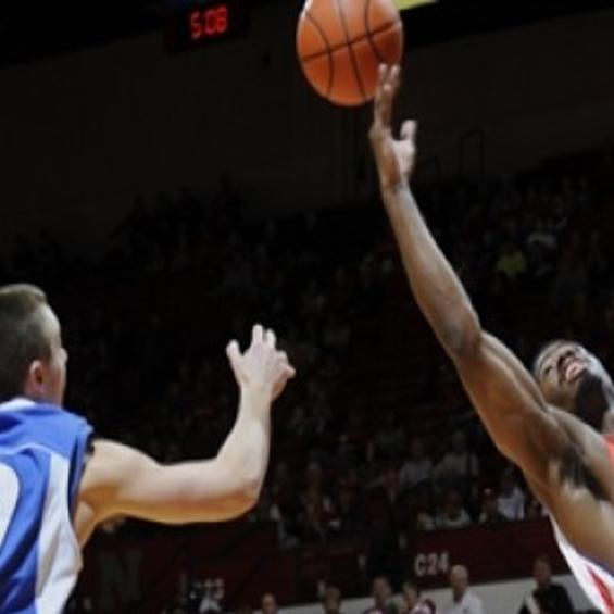 Balham A Threat For Nu In Low Post Men S Basketball