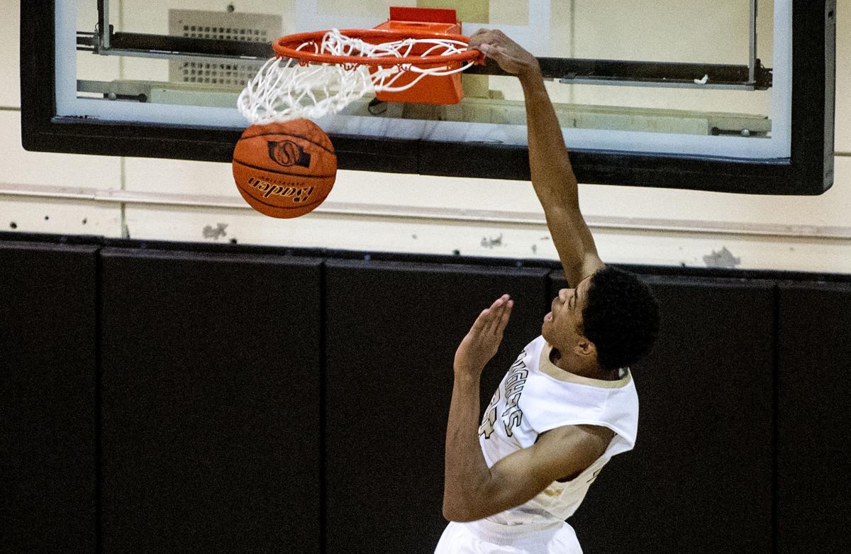 Knee Injury Slowing Down Southeast S Hogan After Basketball