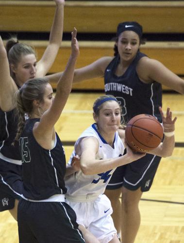 Lincoln Southwest vs. Lincoln East, HAC girls final, 12/30/17