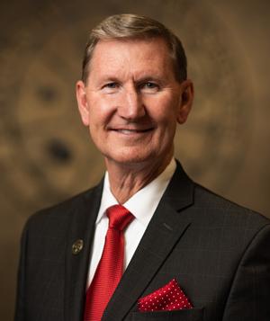 UNL faculty raise concerns about moving Husker Athletics under president's purview