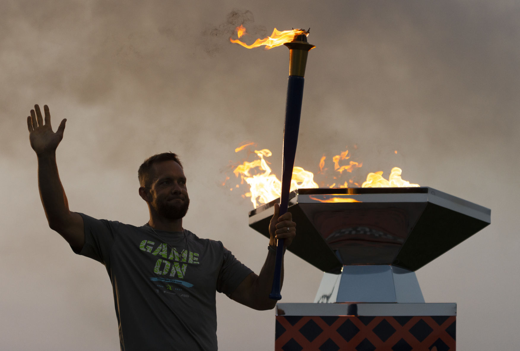 Alex Gordon lights the torch to kick off a bounce back year for