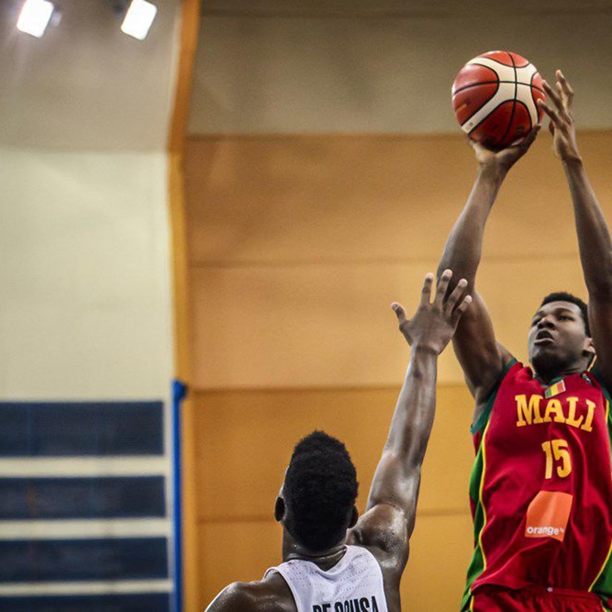 It Was Going To Get Pretty Hectic Huskers Swoop In To Land Juco Big Man As Big Names Start To Come Calling Men S Basketball Journalstar Com Nebraska Basketball Schedule 2022-23