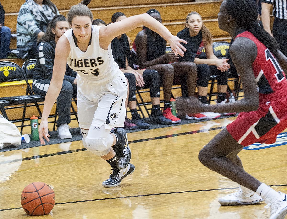 Fremont Girls Survive Defensive Battle With Lincoln High Girls