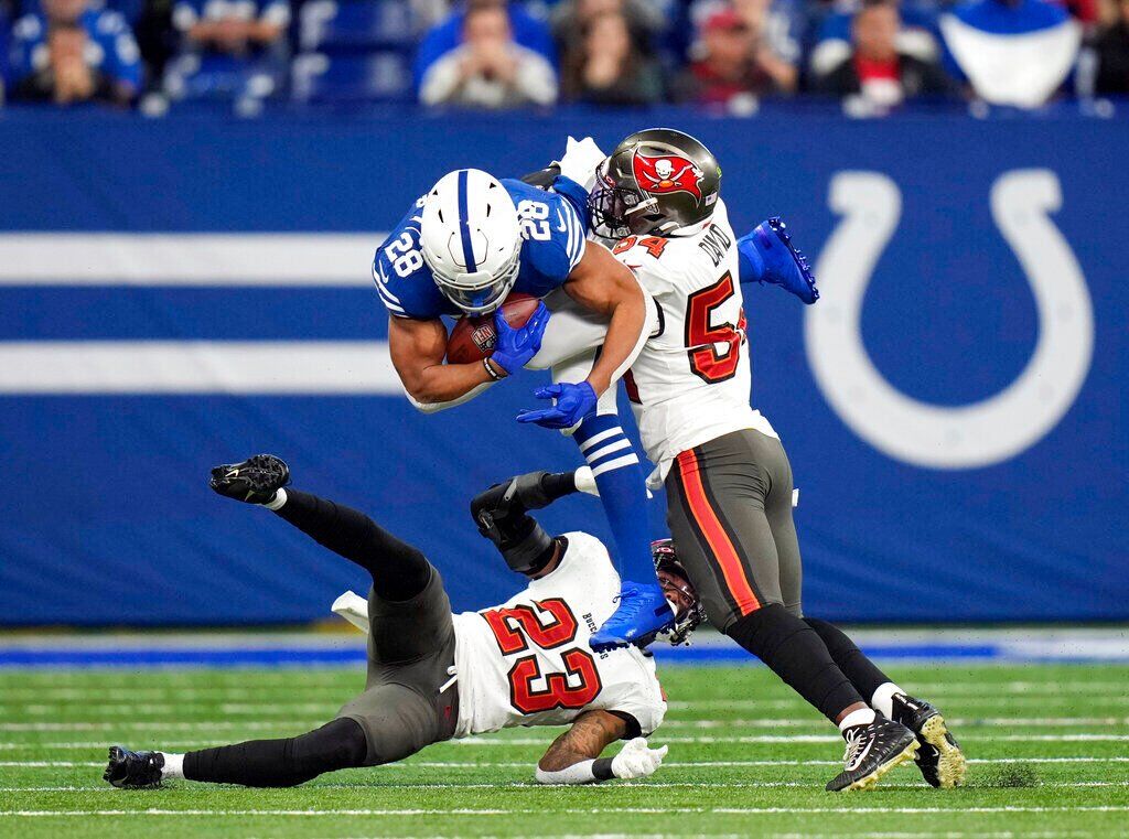 Buccaneers Colts Football